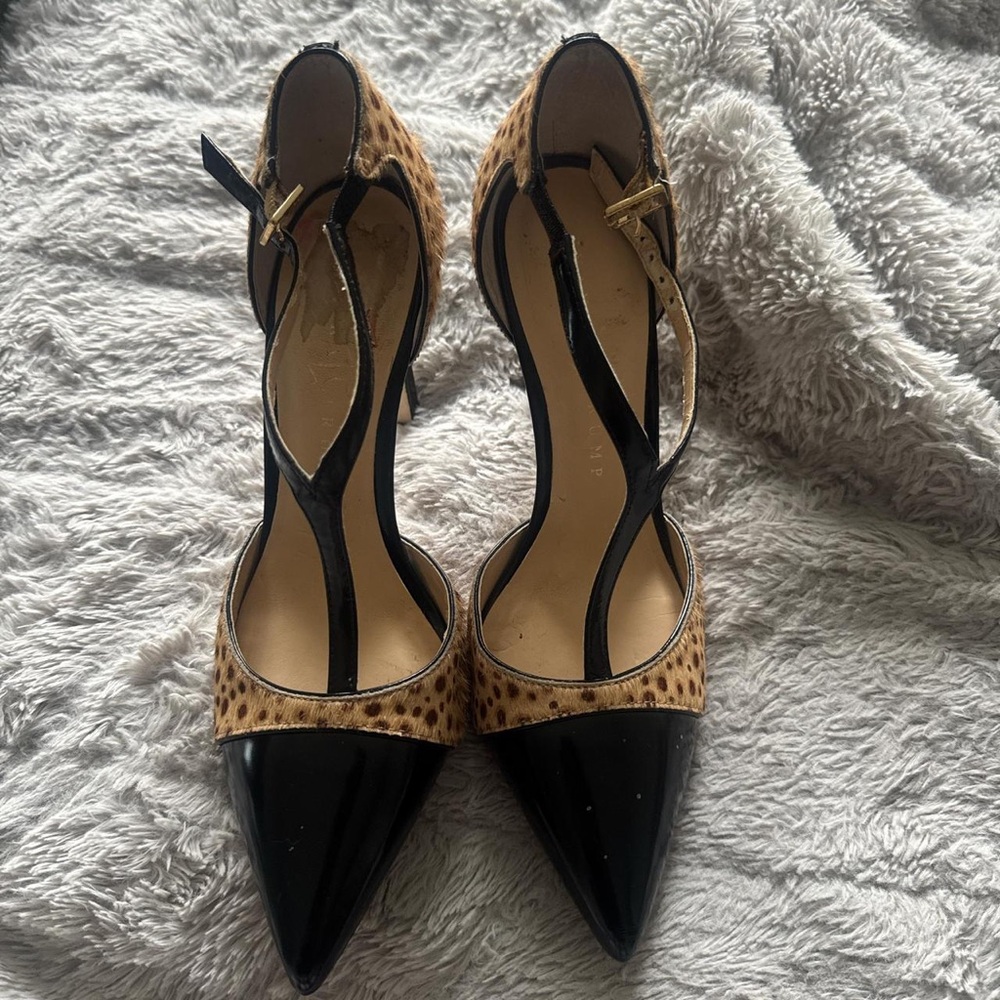 Elegant Black and Tan Women's Heels